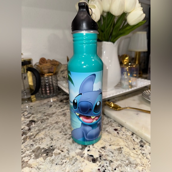 Disney cup - Picture 1 of 5